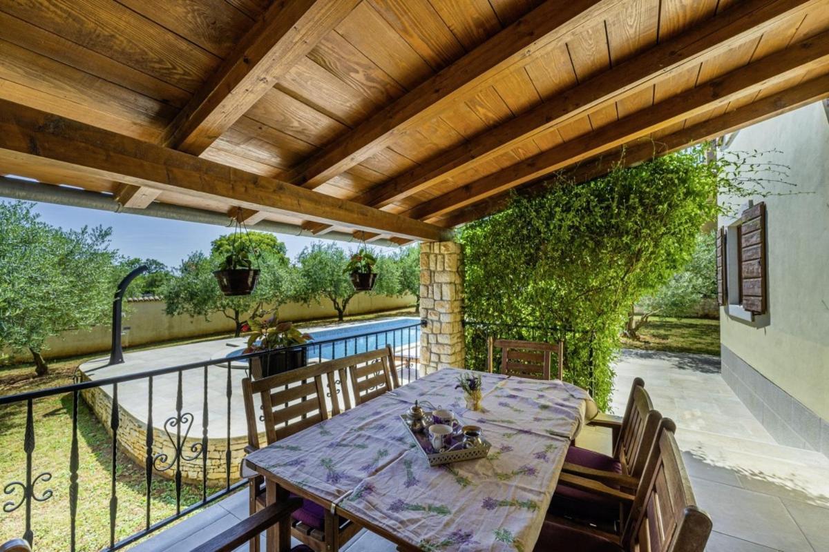 Villa Braidizza In Kavran Krnica Eksteriør billede